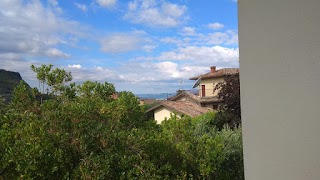 Appartamento con piscina sul lago di Garda