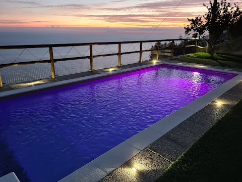 Sunrise Piscine - Costruzione Piscine e Manutenzione