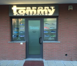 Tommy Sport only running