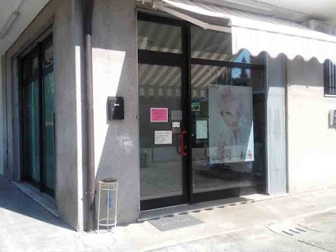 Foto di Folly Parrucchieri - Via Tesina 6, Padova (PD), Italia