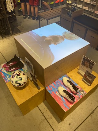 adidas Store Rome, CC Granroma