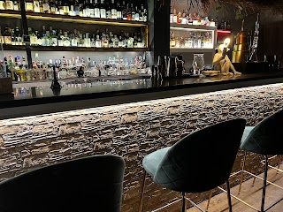 DNA Cocktail Room