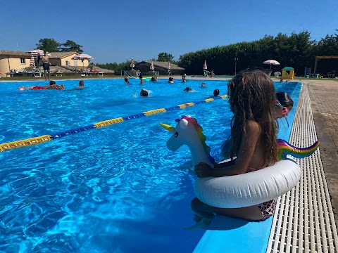 Piscina Tenuta di Campolungo-Orizzonte Blu