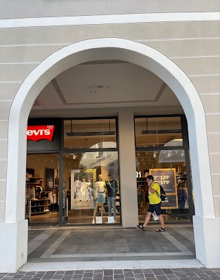 Levi’s