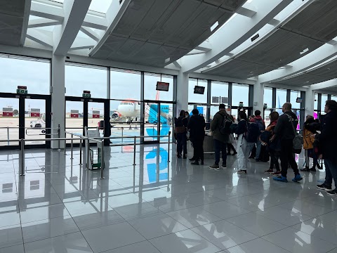 Aeroporto di Brindisi-Casale "Aeroporto del Salento" (BDS)