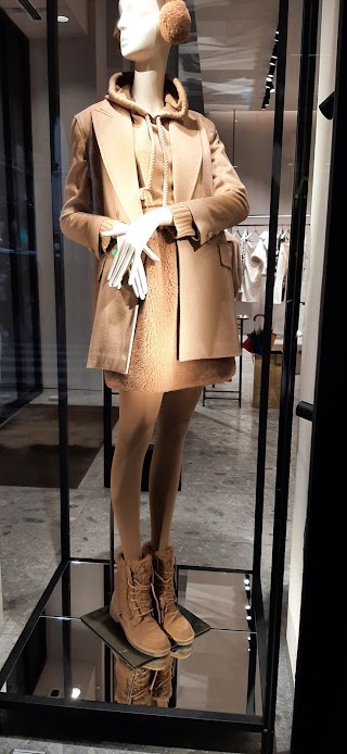 Max Mara