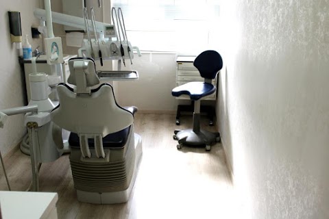 Sorrentino Dr. Luigi - Dentista in Fiumicino