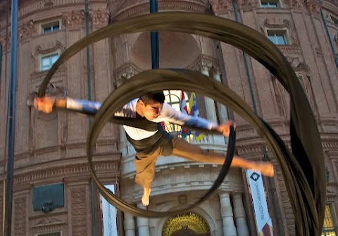 Fondazione Cirko Vertigo - Accademia di circo contemporaneo