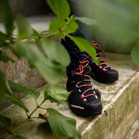 ORIETTA OUTDOOR & SHOES