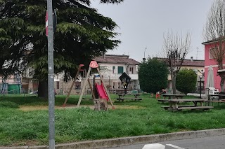 Piccolo parco giochi