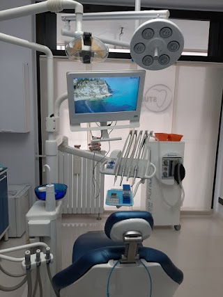 Studio Dentistico Dott. Alexander Edward Tomkins