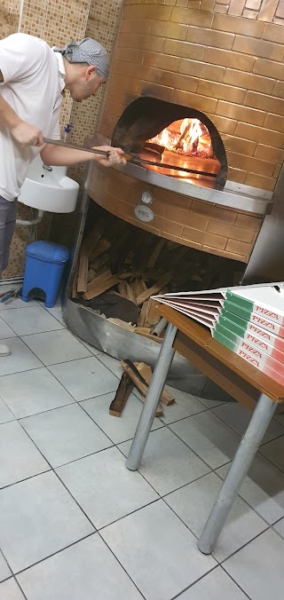 Pizzeria La Favola