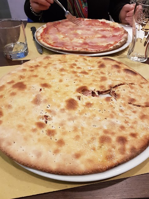 Akropolis pizzeria da asporto - sala interna