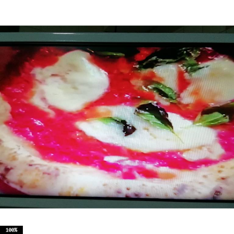 Mani in Pasta Fabio Napolitano - Pizzeria Panineria Friggitoria