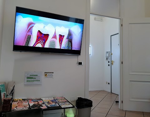 Studio Dentistico C&C Dent - Dr. Chiesa