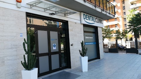 Foto di DENTAL CLINIC Andria - Via Barletta 261, Andria (BT), Italia