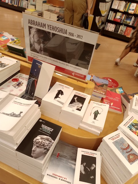 laFeltrinelli Libri e Musica