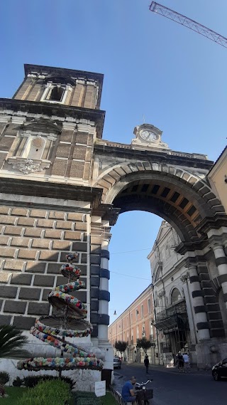 Arco dell'Annunziata (Porta Napoli)