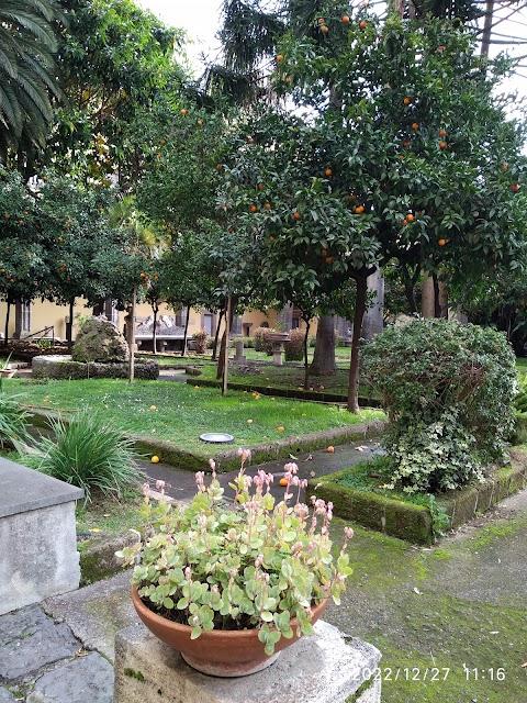 Chiostro di San Marcellino e Festo