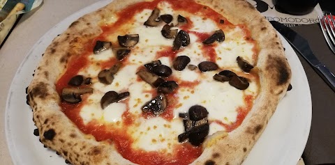 Pizzeria Luna e Pomodoro