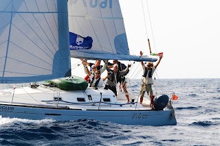 VelamareClub - Scuola di Vela e Charter