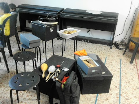 InSuono APS - Centro Artistico Musicale - Scuola di Musica a Bologna