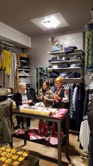 La Boutique Di Bevegni Claudia