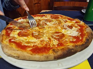 Al cantinone pizzeria polleria