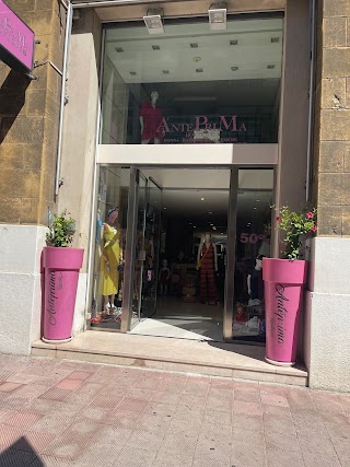 Anteprima Boutique Bari, italia