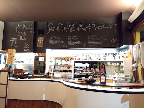 Cafe' Teatro Wine Bar
