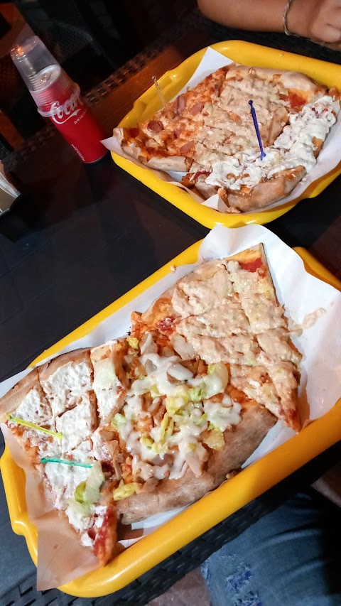 Zelcan Pizza