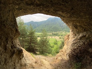 Grotte Di Aisone