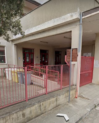 Scuola elementare poverella