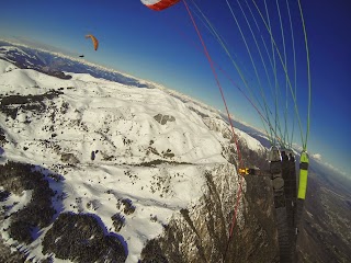 Manta, Paragliding School And Store