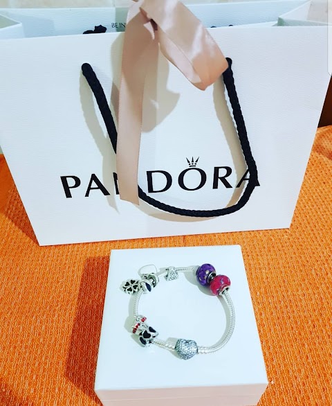 PANDORA Store Roma