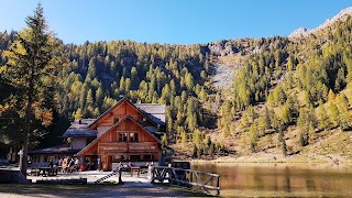 Rifugio Lago Nambino