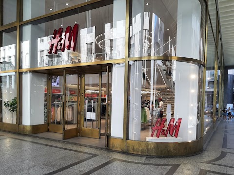 H&M