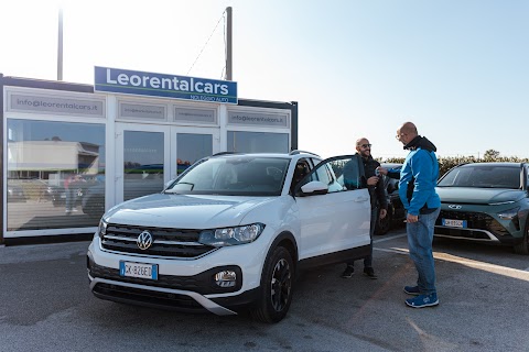 Leorentalcars - Noleggio Auto Brindisi a 500 mt dall'aeroporto del Salento (Brindisi)