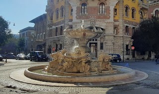 Fontana delle Rane