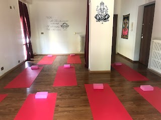 Yogamandosi di Francesca Dall'Asta Salsomaggiore