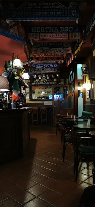 The Poppinjay Pub