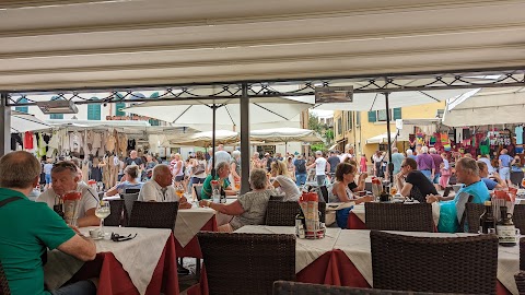 Ristorante Pizzeria Centrale( Centro di Lazise)