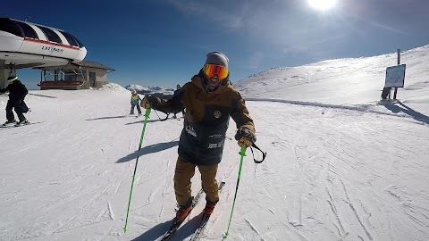 Stray Dogs School - Scuola Sci e Snowboard - Le Polle Cimone Riolunato - Ciaspolate e Trekking in Appennino