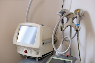 La Clinica Dermatologica Estetica