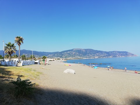 Mongiove Spiaggia e Grotte di Valle Tindari