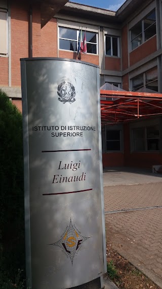 Istituto di Istruzione Superiore Luigi Einaudi