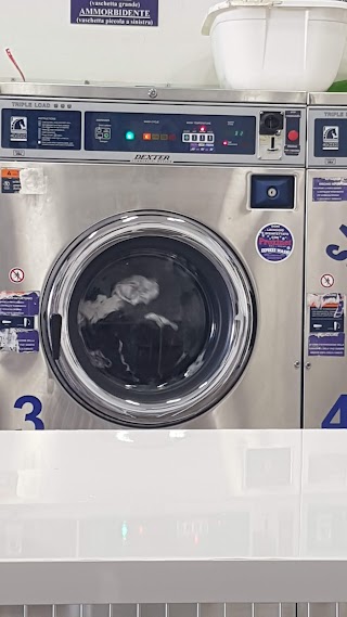 Lavanderia Self-Service Colli Aniene | Express Wash