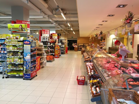 Hipermarket SPAR