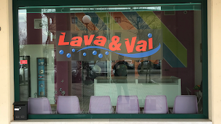 Lavanderia Self Service Lava & Vai