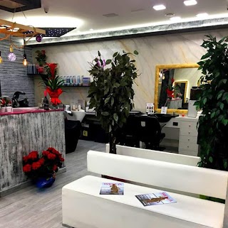 Follow Me Beauty Salon